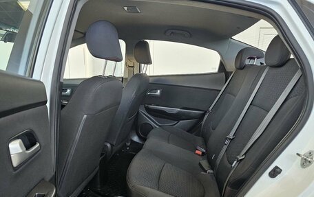 KIA Rio III рестайлинг, 2013 год, 1 089 000 рублей, 15 фотография