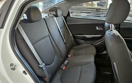 KIA Rio III рестайлинг, 2013 год, 1 089 000 рублей, 16 фотография