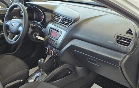 KIA Rio III рестайлинг, 2013 год, 1 089 000 рублей, 18 фотография