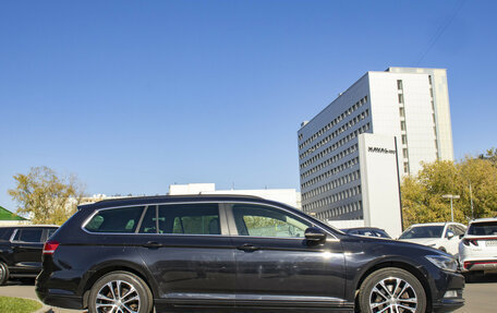 Volkswagen Passat B8 рестайлинг, 2016 год, 1 950 000 рублей, 4 фотография