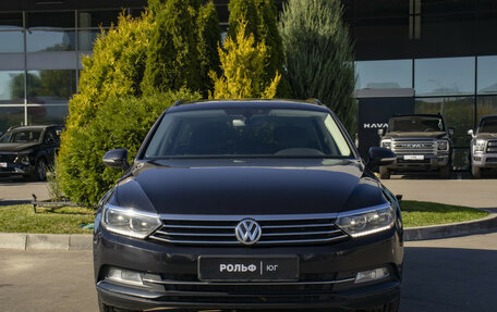 Volkswagen Passat B8 рестайлинг, 2016 год, 1 950 000 рублей, 2 фотография