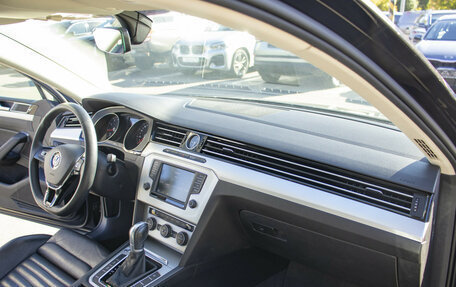 Volkswagen Passat B8 рестайлинг, 2016 год, 1 950 000 рублей, 13 фотография