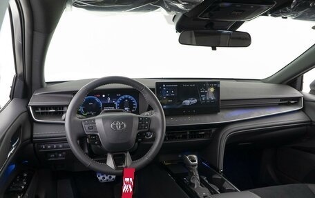 Toyota Camry, 2025 год, 4 499 000 рублей, 8 фотография