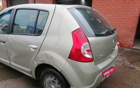 Renault Sandero I, 2013 год, 450 000 рублей, 13 фотография