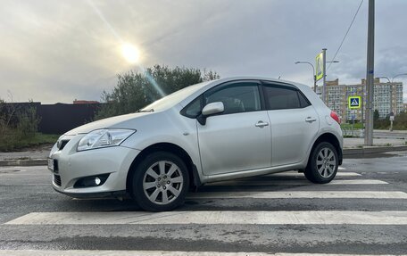 Toyota Auris II, 2009 год, 750 000 рублей, 2 фотография