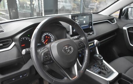 Toyota RAV4, 2020 год, 2 930 000 рублей, 17 фотография