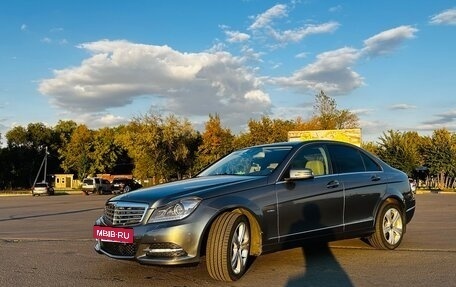 Mercedes-Benz C-Класс, 2011 год, 2 400 000 рублей, 3 фотография