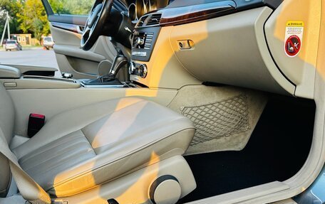 Mercedes-Benz C-Класс, 2011 год, 2 400 000 рублей, 23 фотография