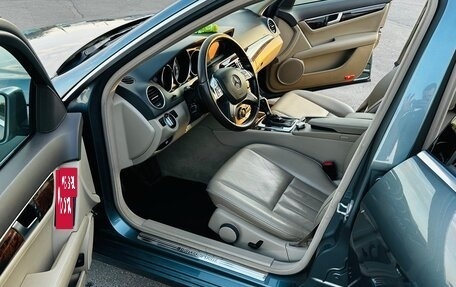 Mercedes-Benz C-Класс, 2011 год, 2 400 000 рублей, 17 фотография