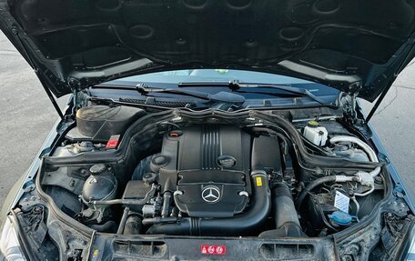 Mercedes-Benz C-Класс, 2011 год, 2 400 000 рублей, 34 фотография