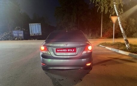 Hyundai Solaris II рестайлинг, 2012 год, 580 000 рублей, 4 фотография
