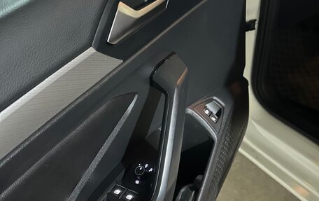 Volkswagen Jetta VII, 2022 год, 2 500 000 рублей, 10 фотография