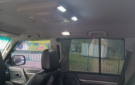 Mitsubishi Pajero IV, 2011 год, 1 990 000 рублей, 11 фотография