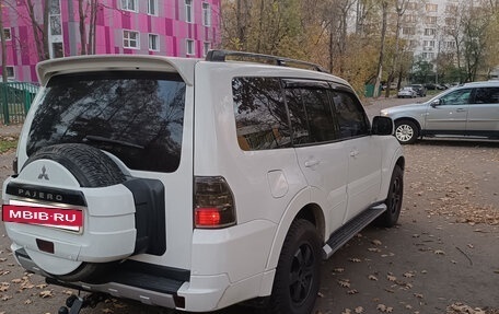 Mitsubishi Pajero IV, 2011 год, 1 990 000 рублей, 4 фотография