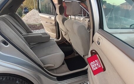 Toyota Vista V30, 2000 год, 600 000 рублей, 10 фотография