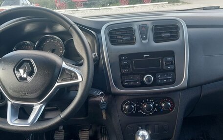 Renault Sandero II рестайлинг, 2019 год, 1 080 000 рублей, 5 фотография