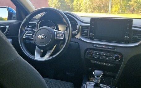 KIA cee'd III, 2020 год, 2 300 000 рублей, 15 фотография
