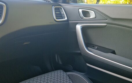 KIA cee'd III, 2020 год, 2 300 000 рублей, 14 фотография