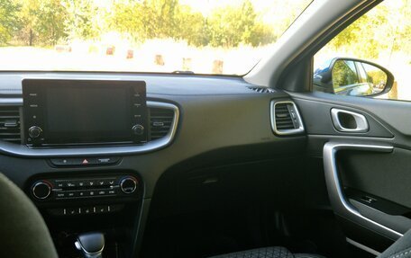 KIA cee'd III, 2020 год, 2 300 000 рублей, 16 фотография