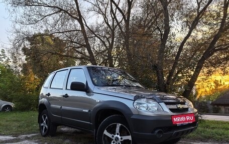 Chevrolet Niva I рестайлинг, 2012 год, 495 000 рублей, 3 фотография