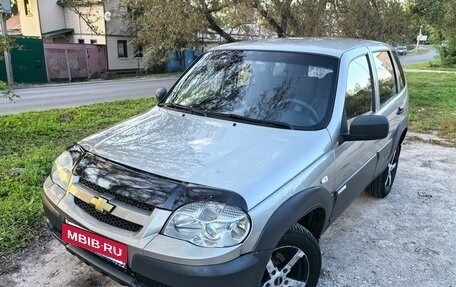 Chevrolet Niva I рестайлинг, 2012 год, 495 000 рублей, 6 фотография