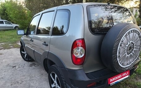 Chevrolet Niva I рестайлинг, 2012 год, 495 000 рублей, 9 фотография
