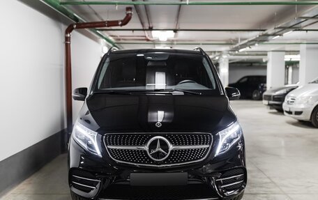 Mercedes-Benz V-Класс, 2020 год, 6 990 000 рублей, 1 фотография