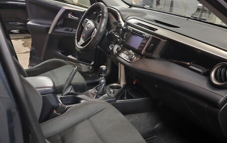 Toyota RAV4, 2015 год, 2 120 000 рублей, 10 фотография