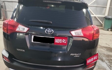 Toyota RAV4, 2015 год, 2 120 000 рублей, 4 фотография