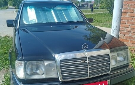 Mercedes-Benz E-Класс, 1993 год, 540 000 рублей, 2 фотография