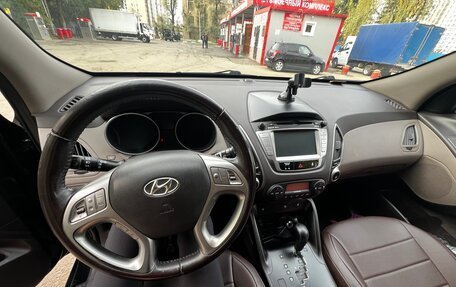 Hyundai ix35 I рестайлинг, 2011 год, 1 150 000 рублей, 12 фотография
