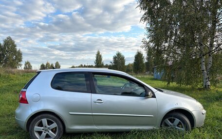 Volkswagen Golf V, 2005 год, 420 000 рублей, 2 фотография