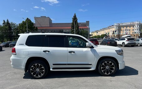 Toyota Land Cruiser 200, 2016 год, 4 400 000 рублей, 2 фотография
