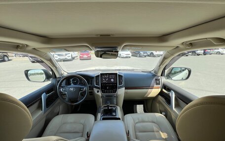 Toyota Land Cruiser 200, 2016 год, 4 400 000 рублей, 15 фотография