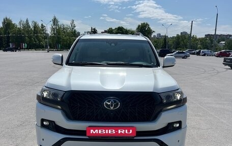 Toyota Land Cruiser 200, 2016 год, 4 400 000 рублей, 8 фотография
