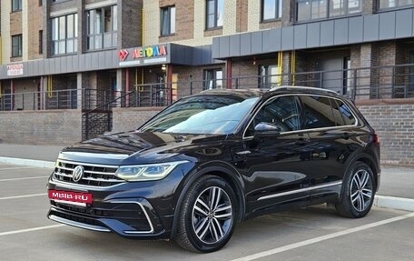 Volkswagen Tiguan II, 2021 год, 4 200 000 рублей, 3 фотография