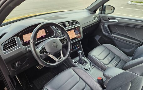 Volkswagen Tiguan II, 2021 год, 4 200 000 рублей, 16 фотография