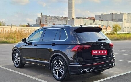 Volkswagen Tiguan II, 2021 год, 4 200 000 рублей, 5 фотография