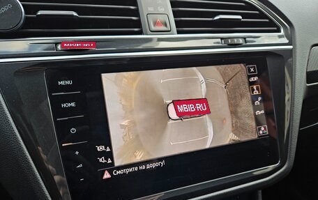 Volkswagen Tiguan II, 2021 год, 4 200 000 рублей, 21 фотография