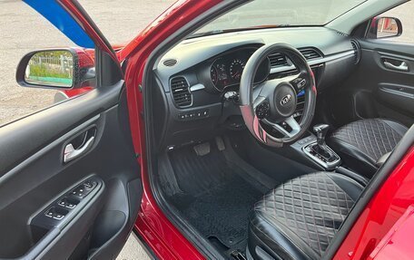 KIA Rio IV, 2018 год, 1 370 000 рублей, 10 фотография