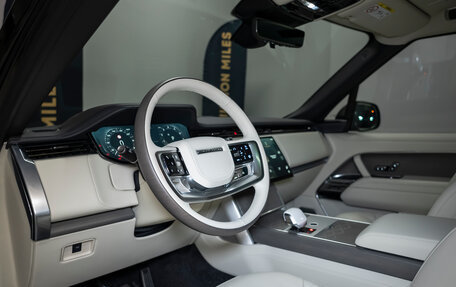 Land Rover Range Rover IV рестайлинг, 2025 год, 34 800 000 рублей, 17 фотография