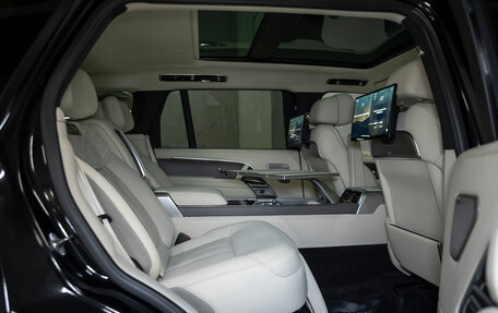 Land Rover Range Rover IV рестайлинг, 2025 год, 34 800 000 рублей, 38 фотография