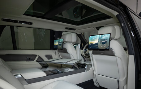 Land Rover Range Rover IV рестайлинг, 2025 год, 34 800 000 рублей, 37 фотография