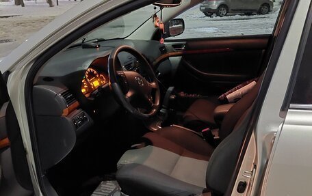 Toyota Avensis III рестайлинг, 2007 год, 870 000 рублей, 5 фотография
