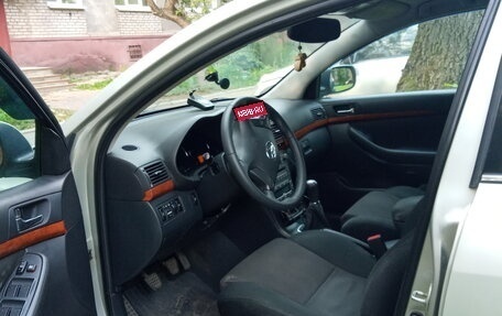 Toyota Avensis III рестайлинг, 2007 год, 870 000 рублей, 18 фотография