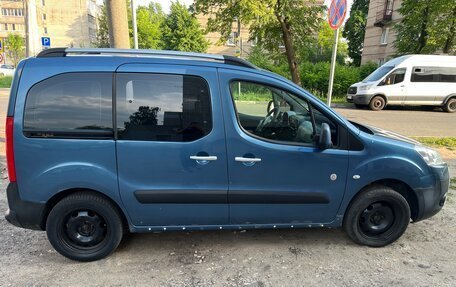 Peugeot Partner II рестайлинг 2, 2011 год, 500 000 рублей, 3 фотография