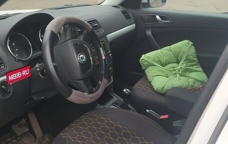 Skoda Yeti I рестайлинг, 2013 год, 1 345 000 рублей, 7 фотография