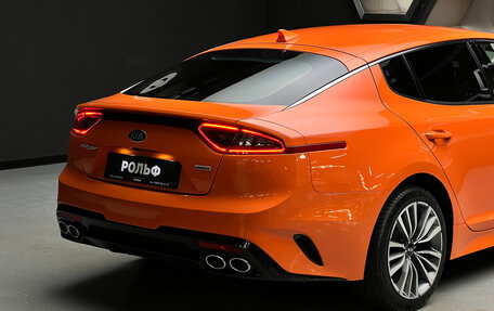 KIA Stinger I, 2019 год, 2 500 000 рублей, 10 фотография