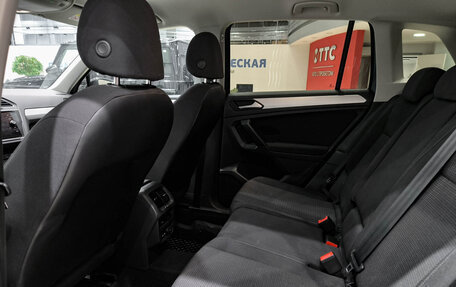 Volkswagen Tiguan II, 2020 год, 2 450 000 рублей, 16 фотография