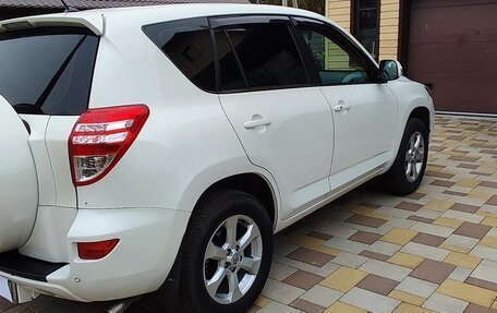 Toyota RAV4, 2011 год, 1 100 000 рублей, 6 фотография